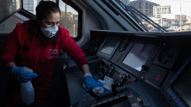 कोरोना संक्रमित र मृतकको संख्या बढेसँगै इटलीमा स्कूल-कलेज बन्द