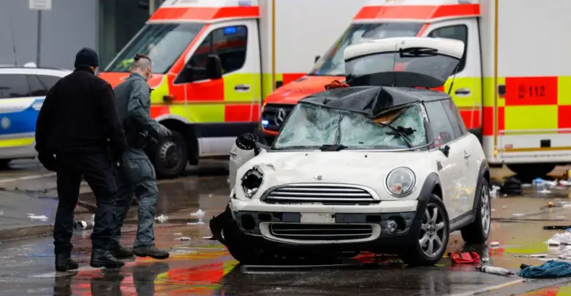 जर्मनीमा एउटै कारको ठक्करबाट २८ जना घाइते